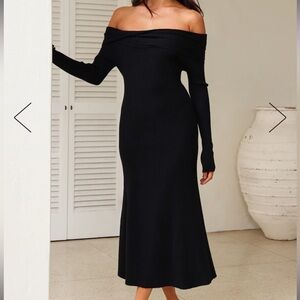 NWT Black long dress. Size S/M. True to Size. Stretchy. Long sleeve.